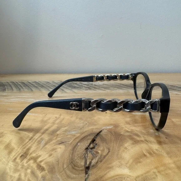 Rare Chanel 3223-Q Navy Blue Leather Chain Link Oval Eyeglasses Frames Italy - Picture 6 of 12